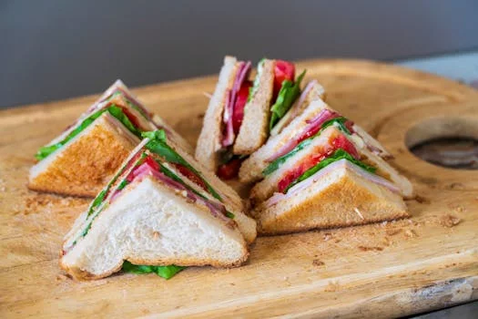 chicken club sandwich with bacon